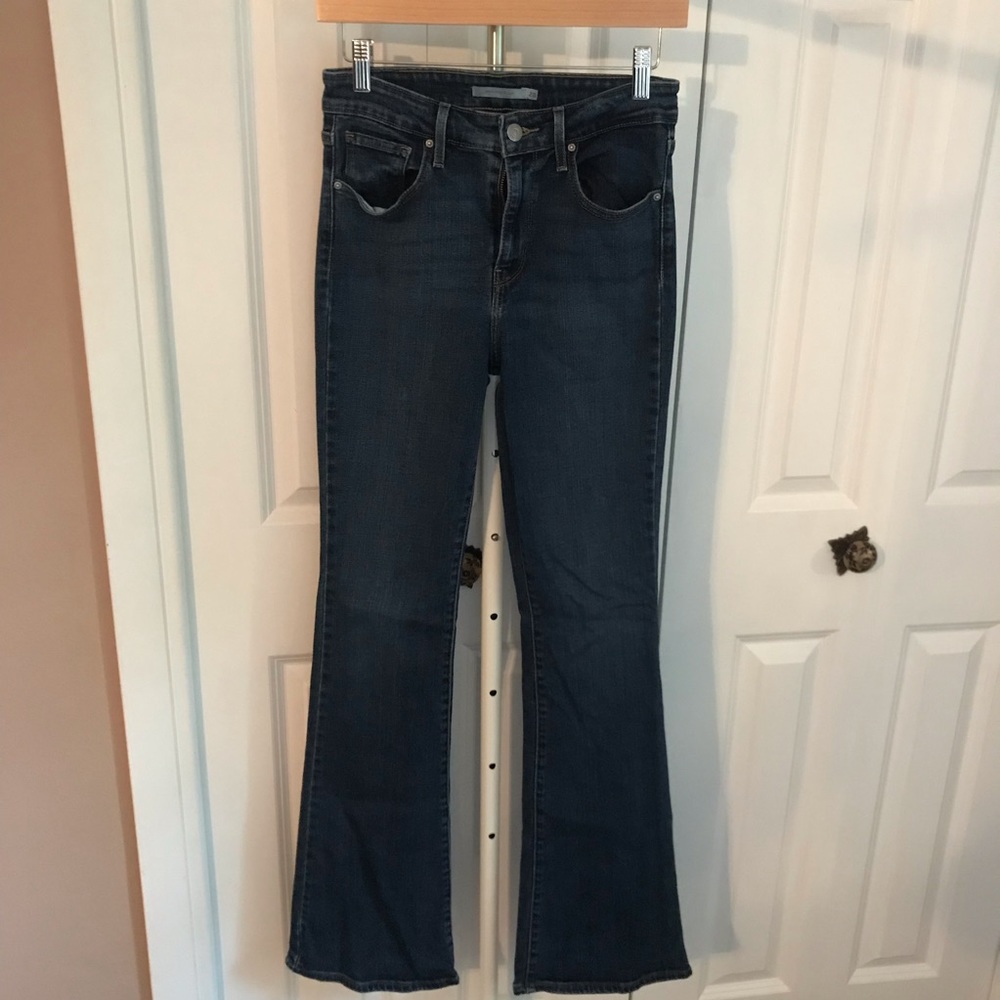 Levi’s high rise flare!